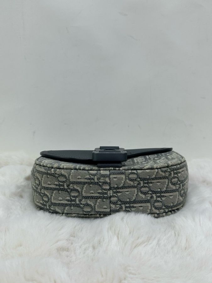 Dior 迪奧 新款信差包馬鞍包mini 24年 熱門爆款 時尚百搭 尺寸約:19x 13-4