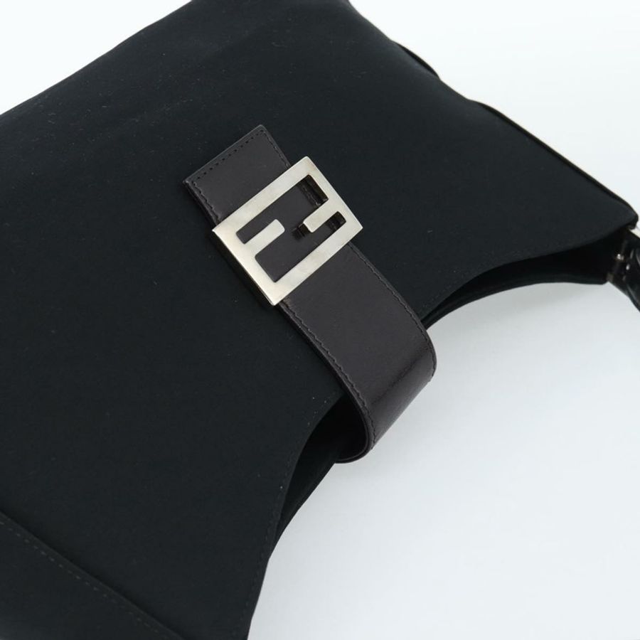 【日本直送】FENDI Mamma Baguette 單肩包 棉質針織布 黑色 銀色 正品 187506V-5