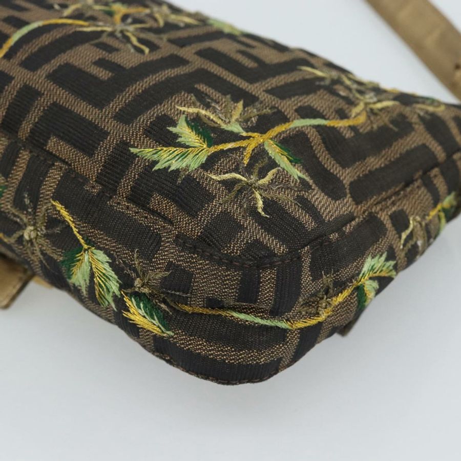 【日本直送】FENDI Zucca帆布Mamma Baguette單肩包 黑色 金 棕色 正品 187451SM-14