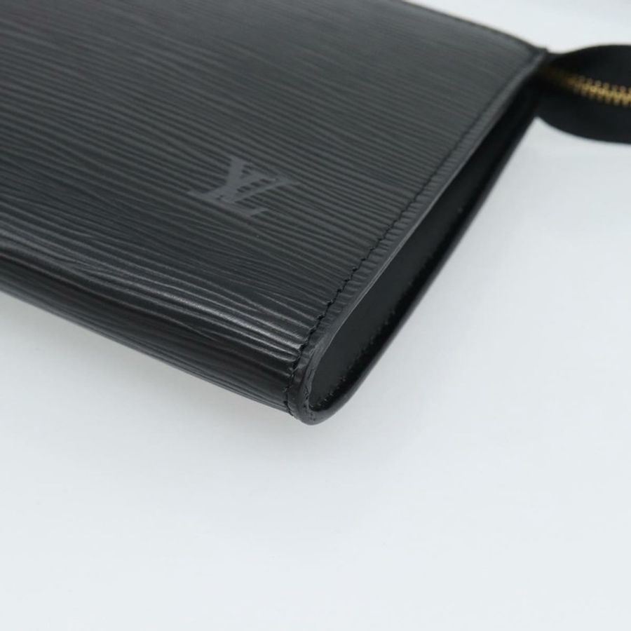 【日本直送】路易威登 Epi Pochette Accessoires 手拿包 黑色 M52982 LV Auth 187872A-14