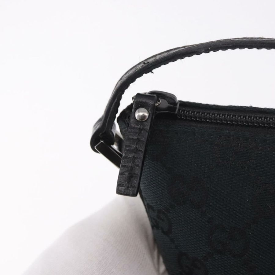 【日本直送】GUCCI GG帆布配件包 黑色 銀色 正品 189166V-8