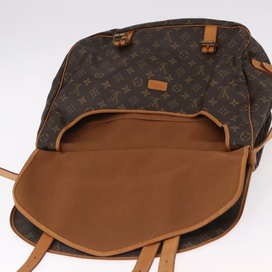 【日本直送】路易威登 Monogram Saumur 43 肩背包 M42252 LV Auth 189607-21