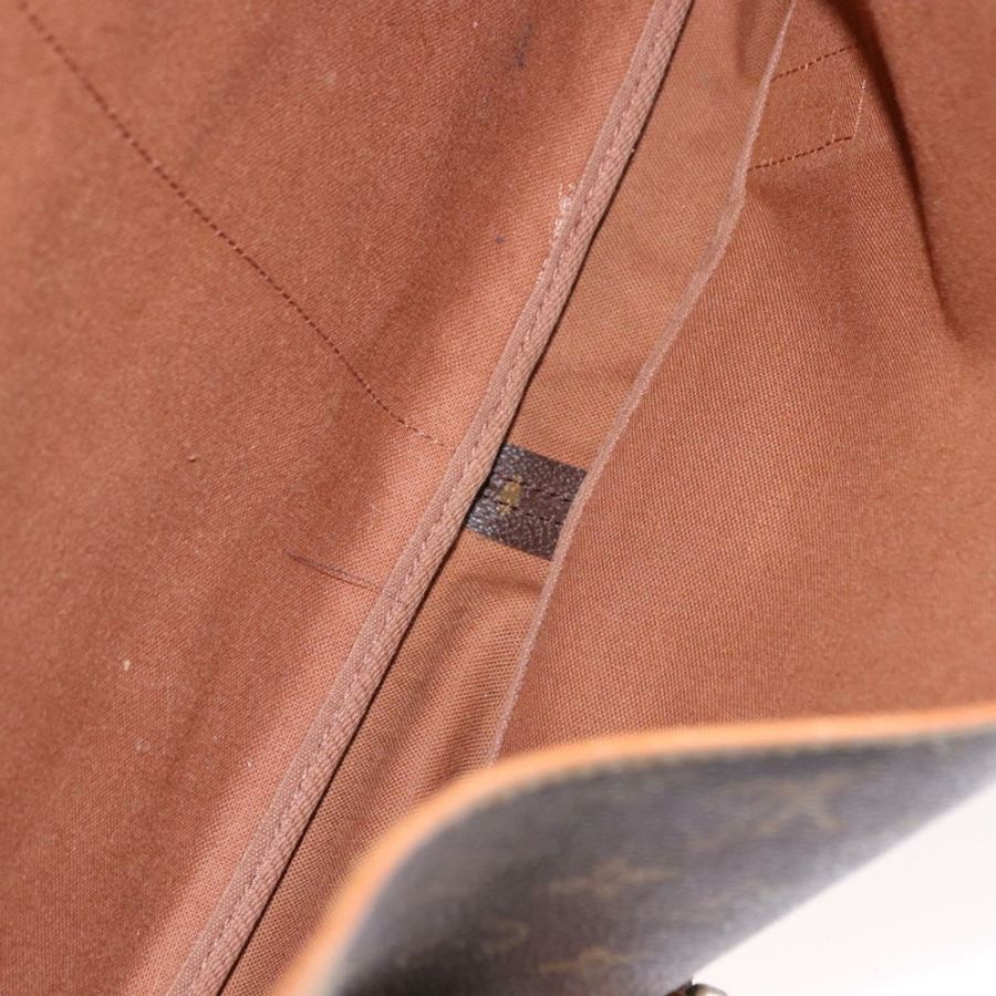 【日本直送】路易威登 Monogram Saumur 43 肩背包 M42252 LV Auth 189607-25