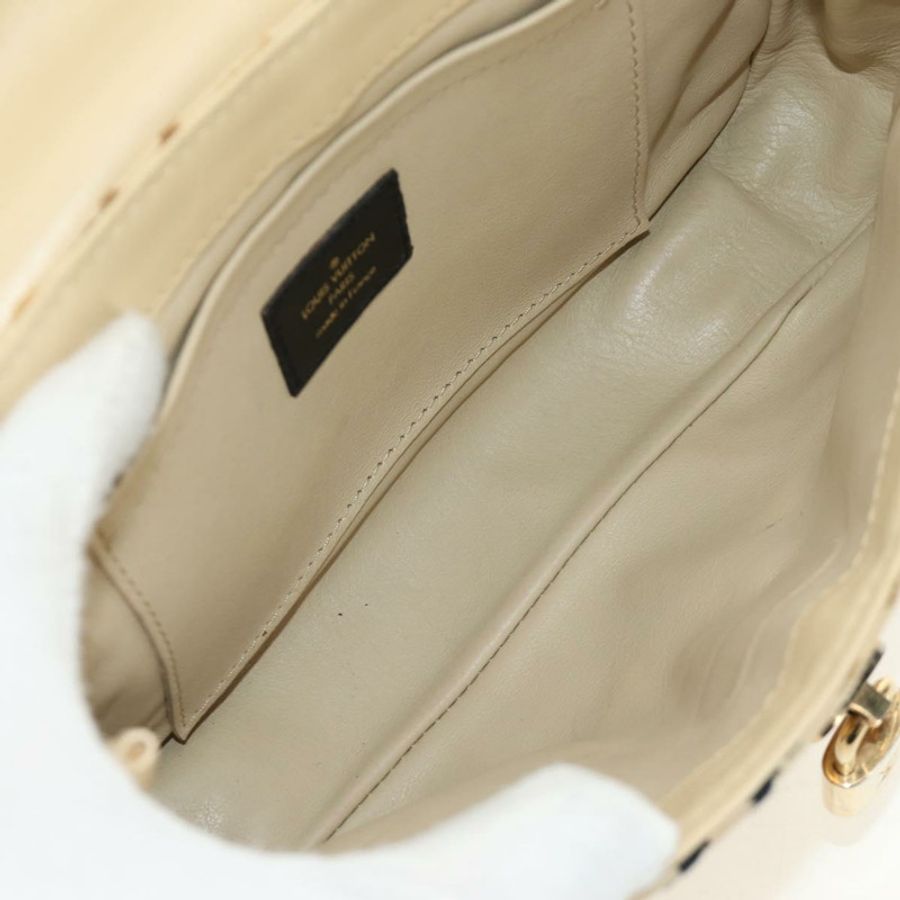 【日本直送】路易威登 Monogram Charm Pochette Lover 手袋 象牙色 M95194 LV 正品 190047SAV-8
