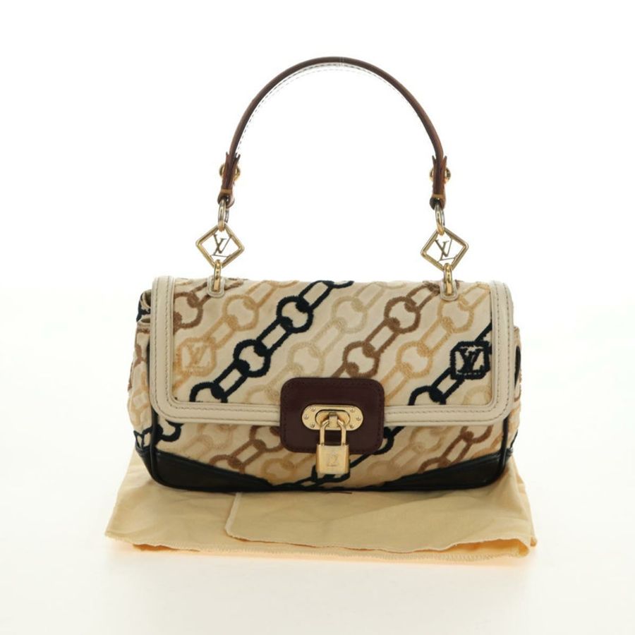 【日本直送】路易威登 Monogram Charm Pochette Lover 手袋 象牙色 M95194 LV 正品 190047SAV-11