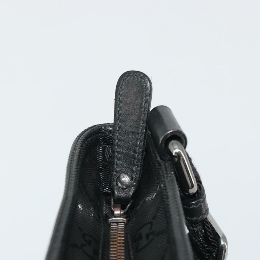【日本直送】GUCCI GG Implementation 單肩包 PVC 黑色銀色 201538 Auth 186648V-8