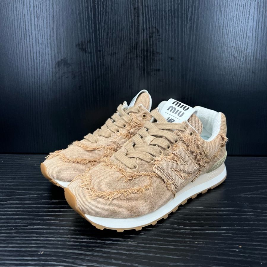 miumiu nb574 褐色 36.5碼 無附件99新 試穿成色-0