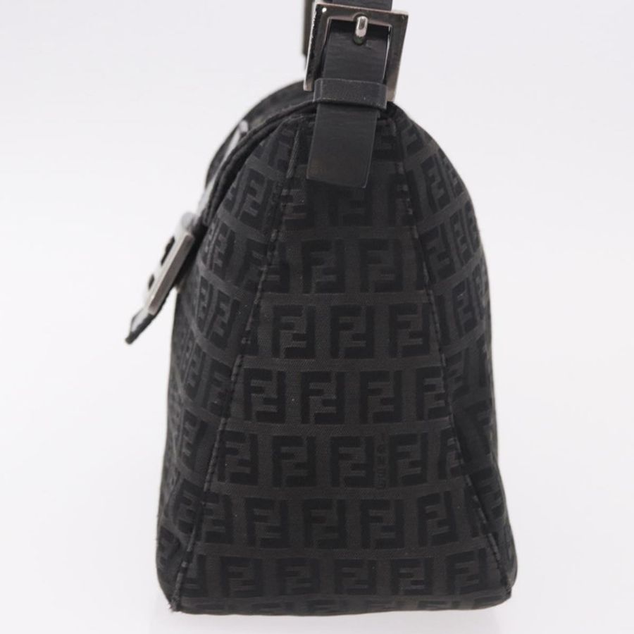 【日本直送】FENDI Zucchino帆布Mamma Baguette單肩包 黑色 銀色 正品 186623A-2