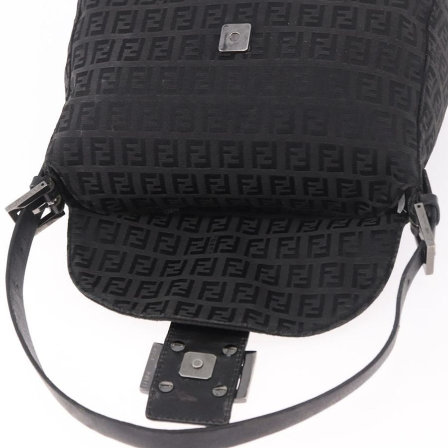 【日本直送】FENDI Zucchino帆布Mamma Baguette單肩包 黑色 銀色 正品 186623A-18