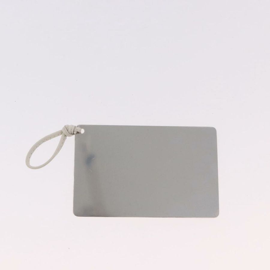 【日本直送】Miu Miu Matelasse Micro Bag Vanity Shoulder Bag Leather White Gold Auth 191450SM-23