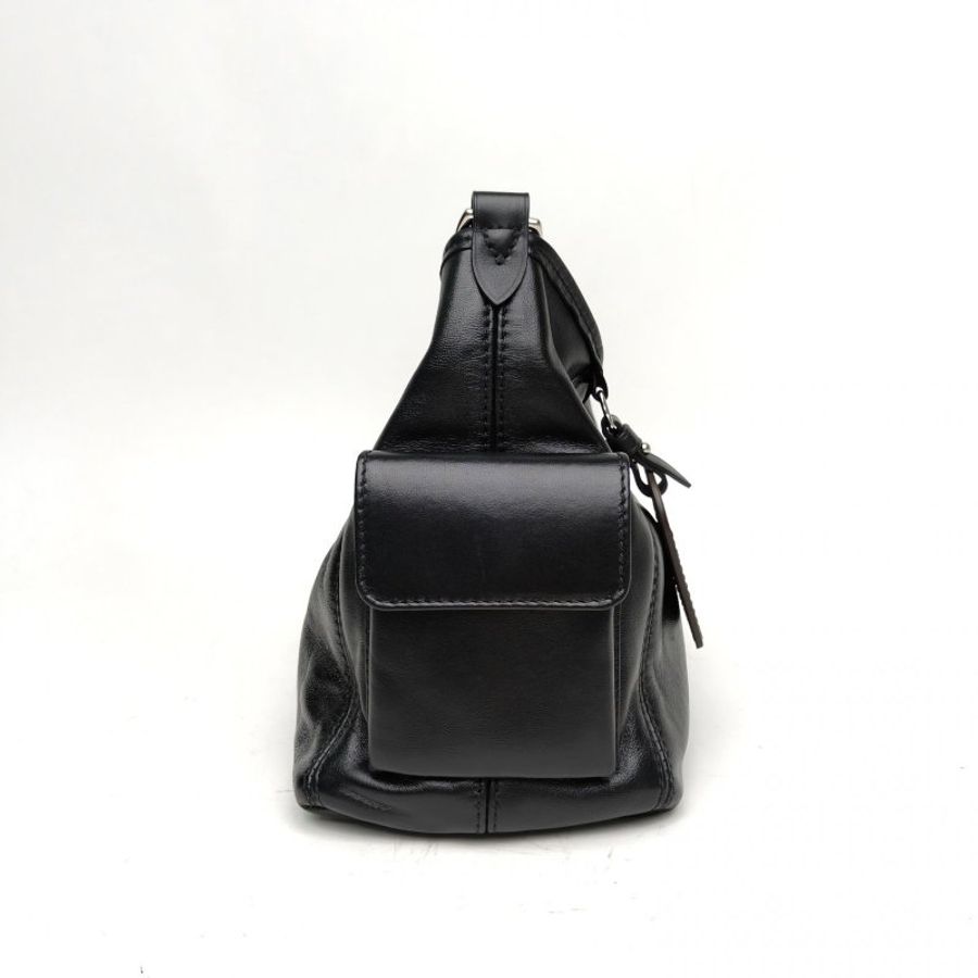LOUIS VUITTON CARRYALLCargo小號黑色羊皮革銀扣晶片肩背包-3