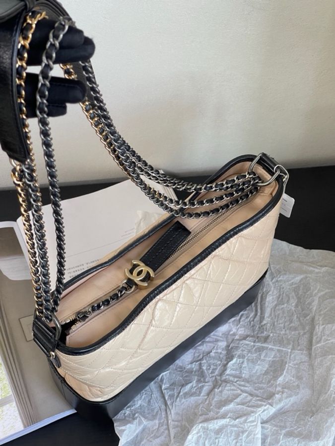 香奈兒 Chanel 復古小牛皮流浪包中號 尺寸約28cm-2