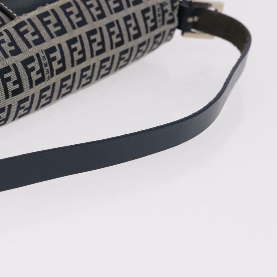 【日本直送】FENDI Zucchino帆布Mamma Baguette單肩包 海軍藍 銀色 正品 191734V-7