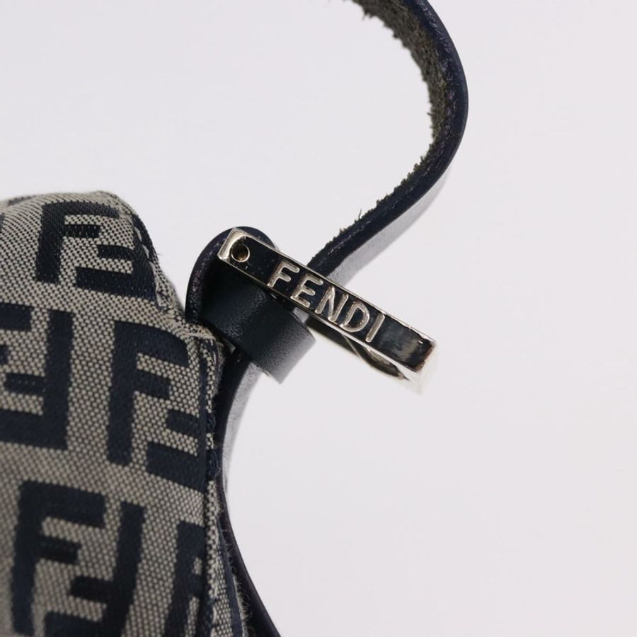 【日本直送】FENDI Zucchino帆布Mamma Baguette單肩包 海軍藍 銀色 正品 191734V-17