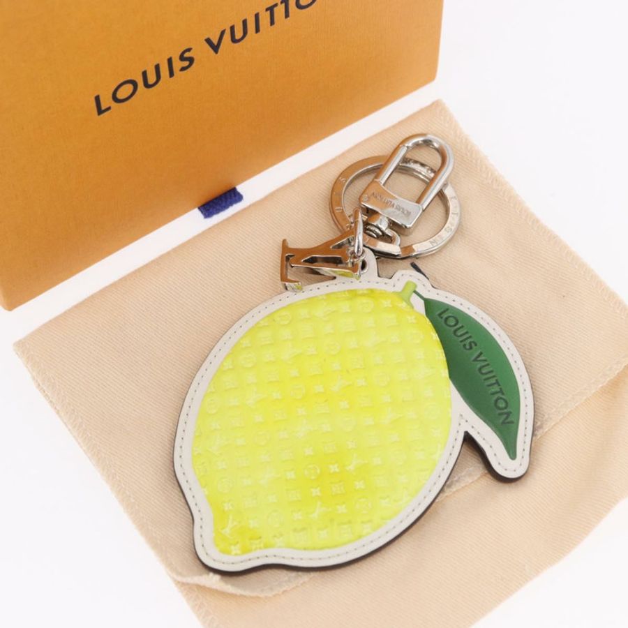 【日本直送】路易威登 Monogram Porte Cles LV 檸檬吊飾 黃色 MP3270 LV Auth 192023M-10