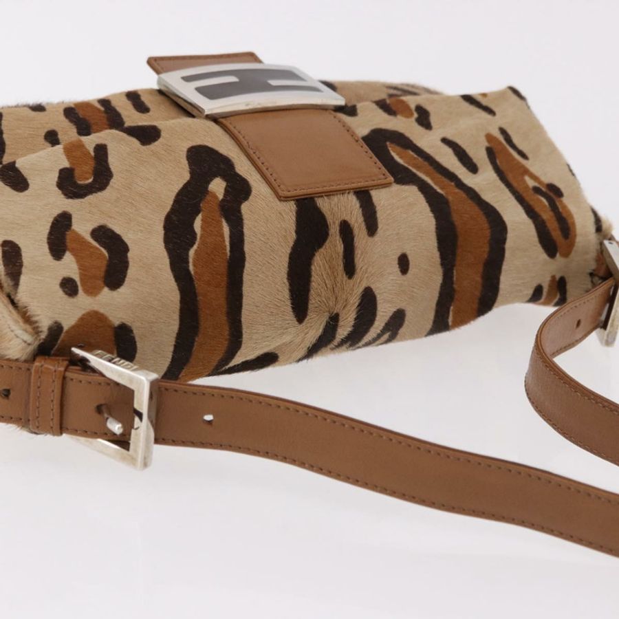【日本直送】FENDI 豹紋 Mamma Baguette 手袋,Harako 皮革,米色/銀色,正品 am12111SM-5