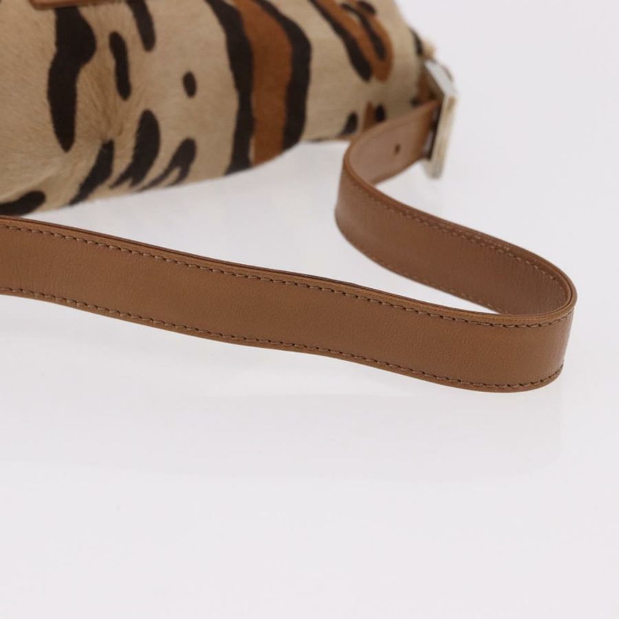 【日本直送】FENDI 豹紋 Mamma Baguette 手袋,Harako 皮革,米色/銀色,正品 am12111SM-6