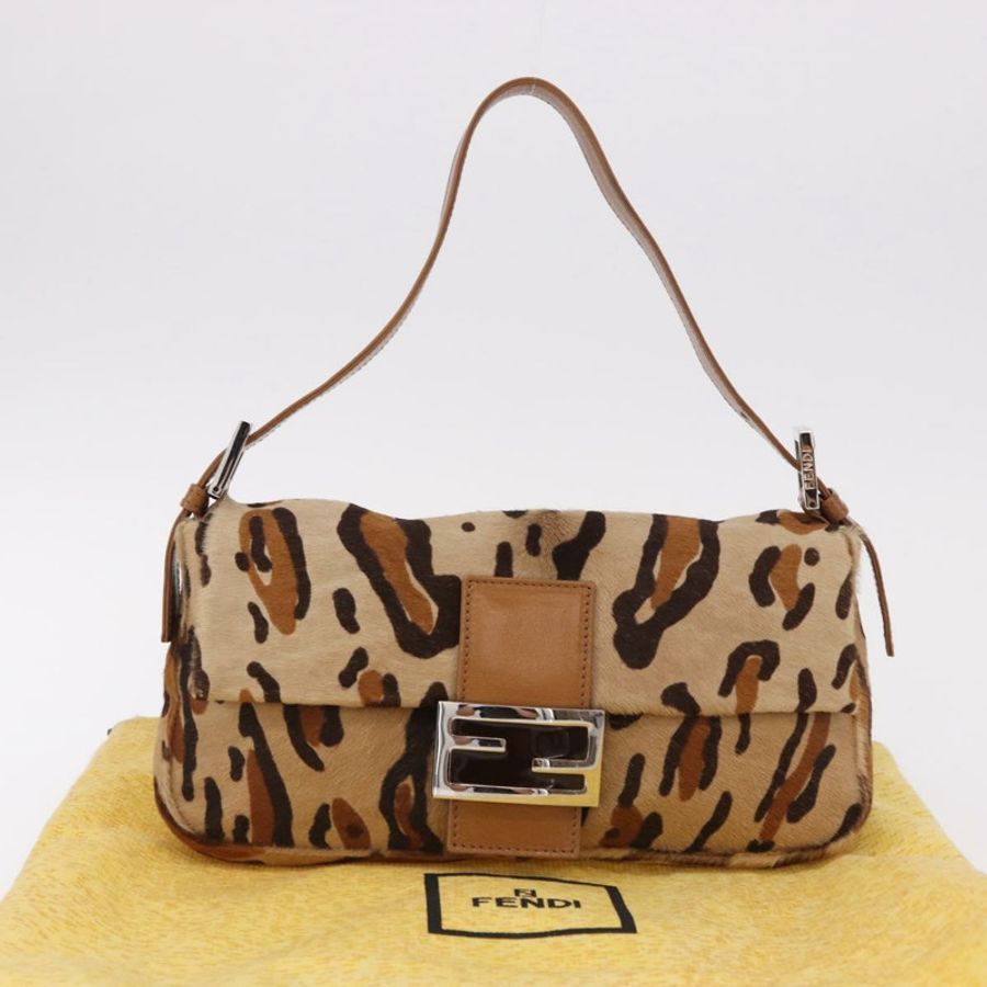 【日本直送】FENDI 豹紋 Mamma Baguette 手袋,Harako 皮革,米色/銀色,正品 am12111SM-11