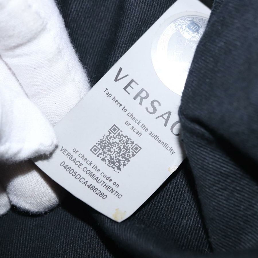 【日本直送】VERSACE 黑色金色皮革斜背包 Auth am12055V-11