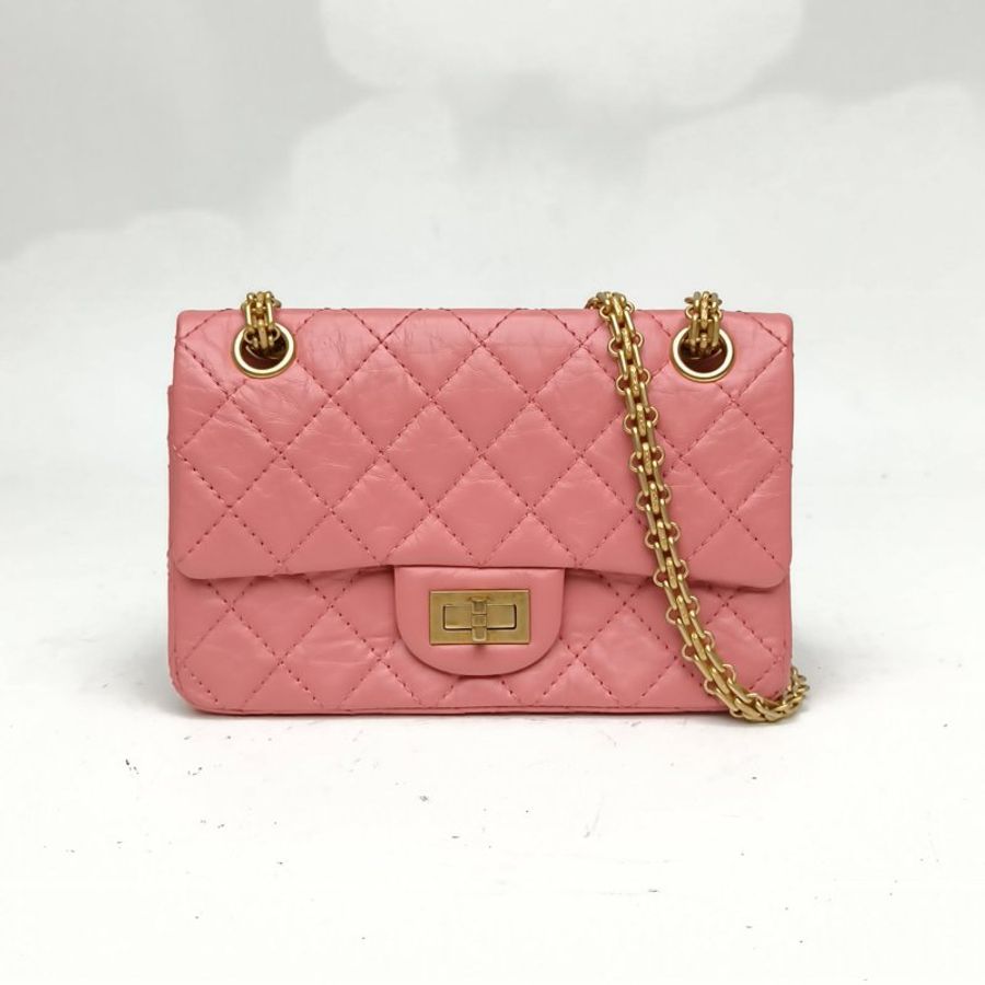 CHANEL 2.55口蓋包迷你粉色牛皮革29開金扣肩背包-0