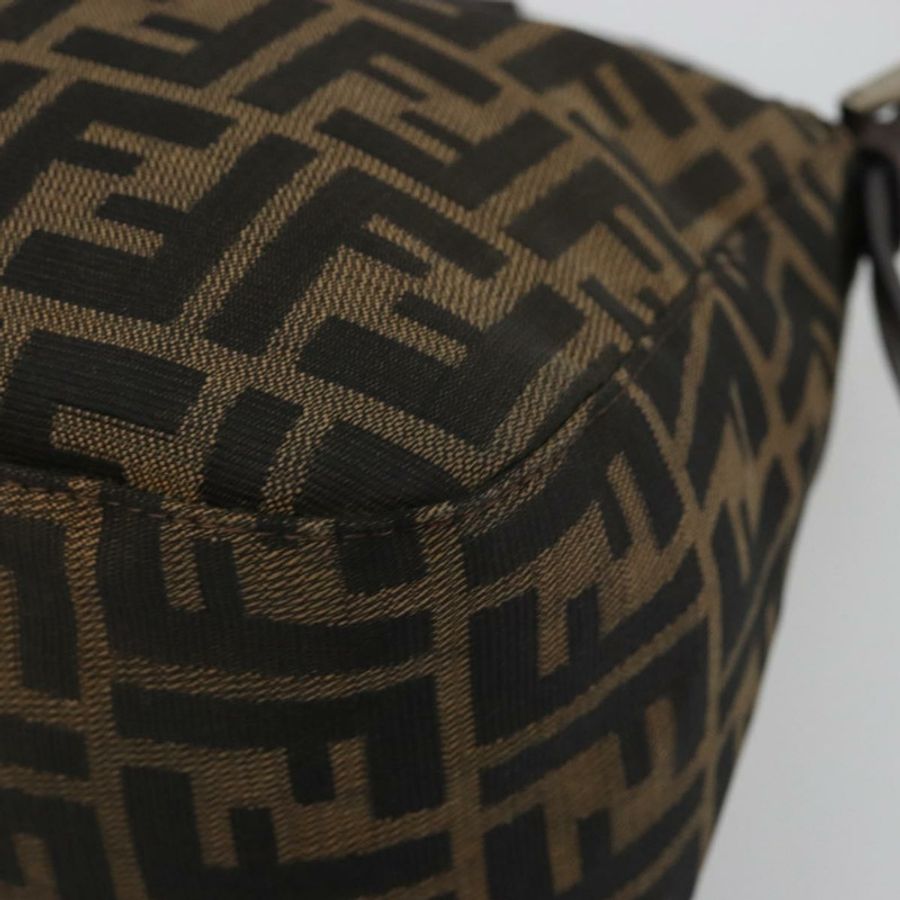 【日本直送】FENDI Zucca帆布Mamma Baguette單肩包 棕色/黑色 正品 192302V-13