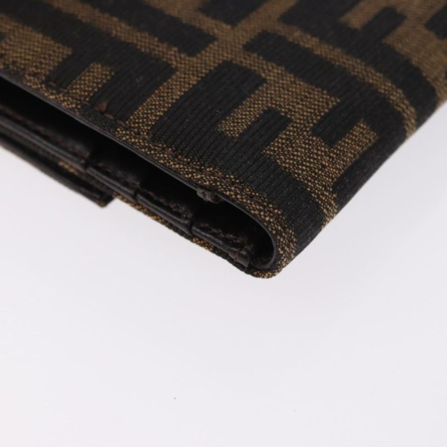 【日本直送】FENDI Zucca 帆布 Mamma Baguette 皮夾黑棕色正品 193019V-14