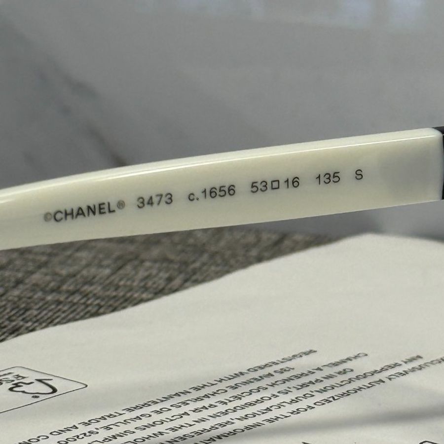 CHANEL 側邊白黑大方框平光眼鏡-4