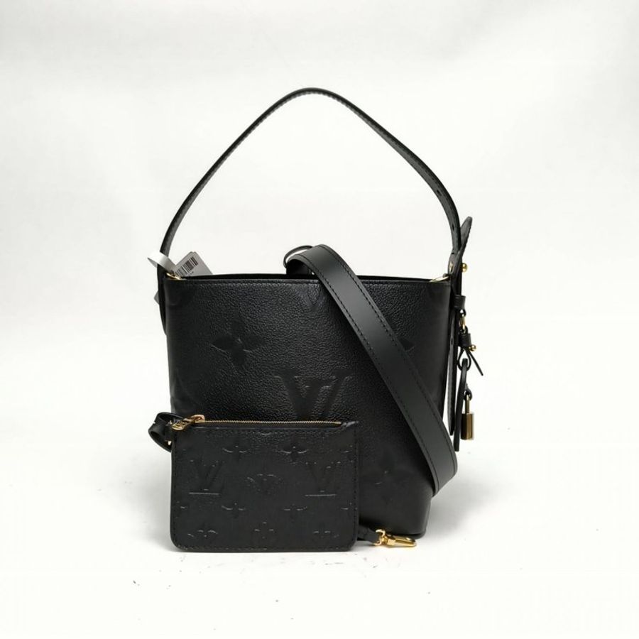 LOUIS VUITTON ALLINBB老花壓紋黑色牛皮革金扣晶片肩背包-0