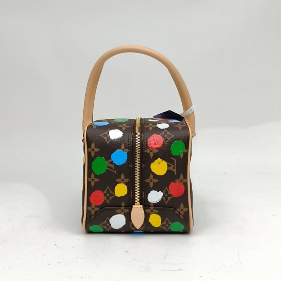 LOUIS VUITTON 老花PVC晶片Square骰子包草間彌生聯名肩背包-1