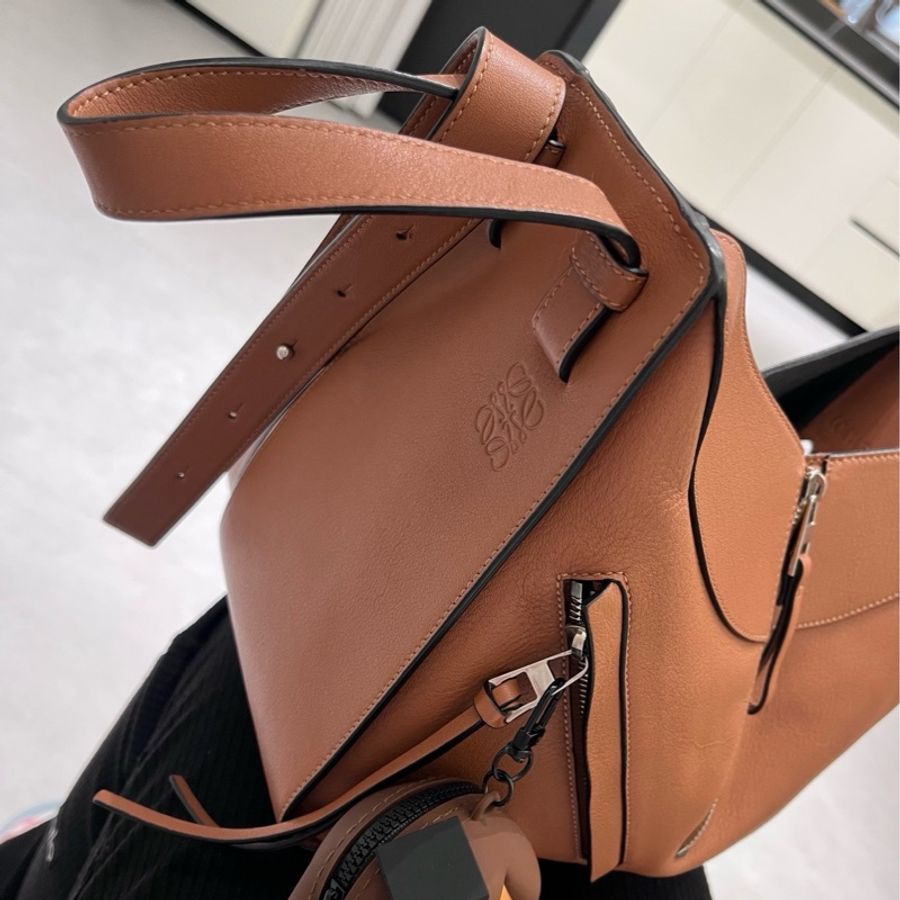 【近新閒置品】Loewe羅意威hammock焦糖色小號經典吊床包單肩斜挎包-4
