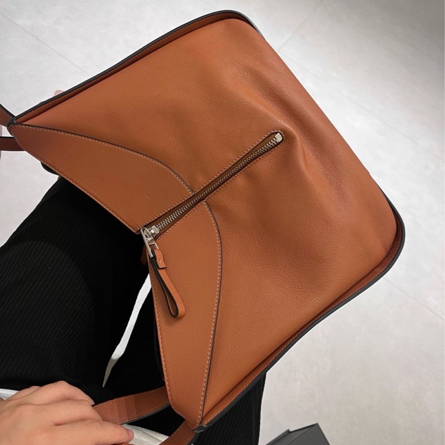 【近新閒置品】Loewe羅意威hammock焦糖色小號經典吊床包單肩斜挎包-6