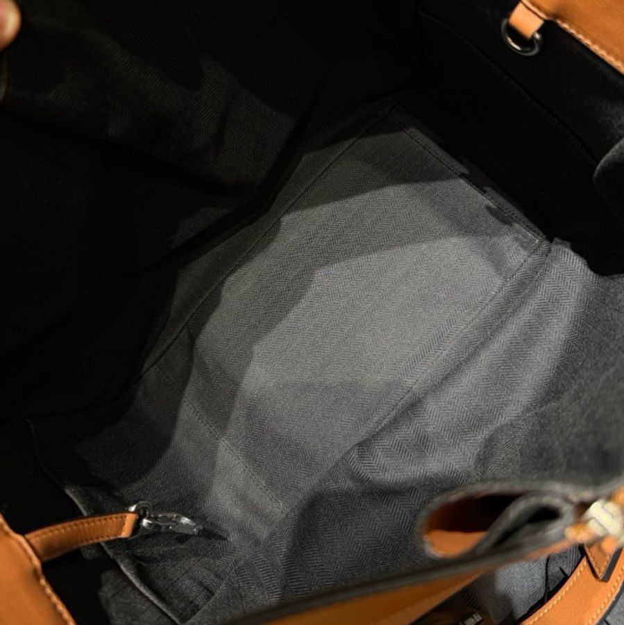 【近新閒置品】Loewe羅意威hammock焦糖色小號經典吊床包單肩斜挎包-10