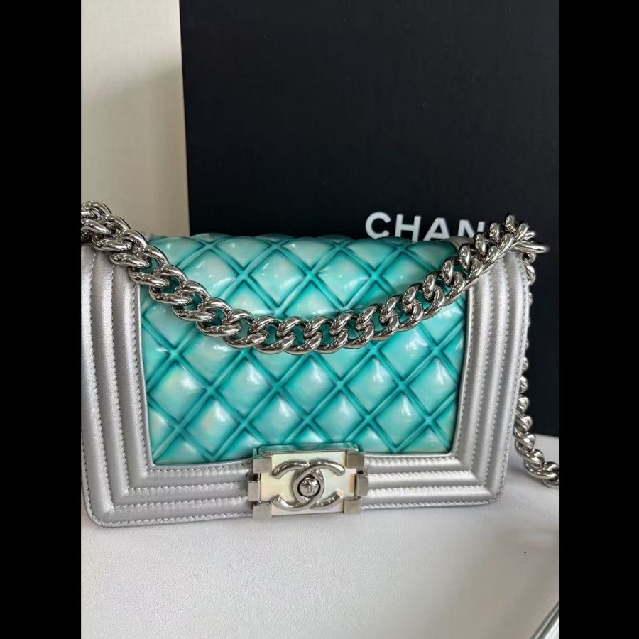 Chanel 香奈兒 幻彩人魚姬 leboy 清冷风通透質感 可單肩斜挎 單品 好價-1