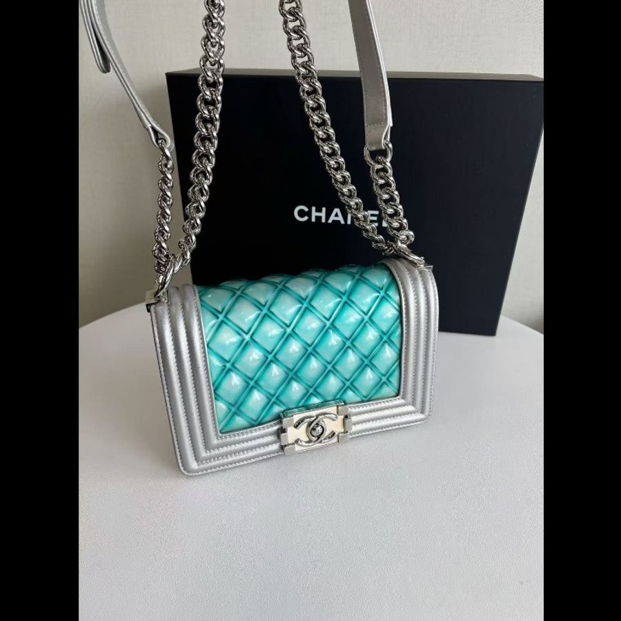 Chanel 香奈兒 幻彩人魚姬 leboy 清冷风通透質感 可單肩斜挎 單品 好價-2