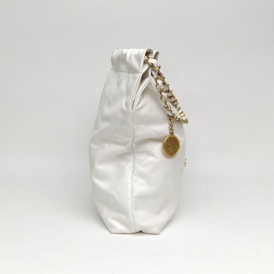 CHANEL 22BagTote托特包中號白色牛皮革晶片金扣肩背包-3