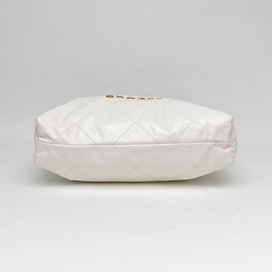 CHANEL 22BagTote托特包中號白色牛皮革晶片金扣肩背包-4