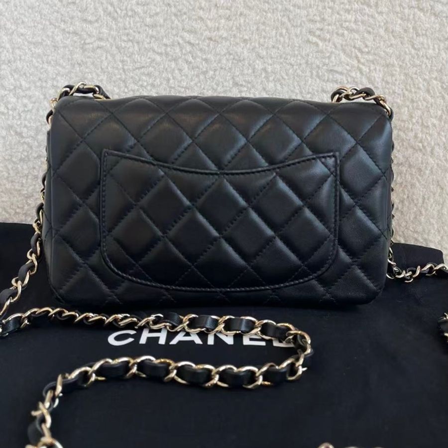 Chanel香奈兒21C 大mini黑金羊皮鏈條包,30開-1