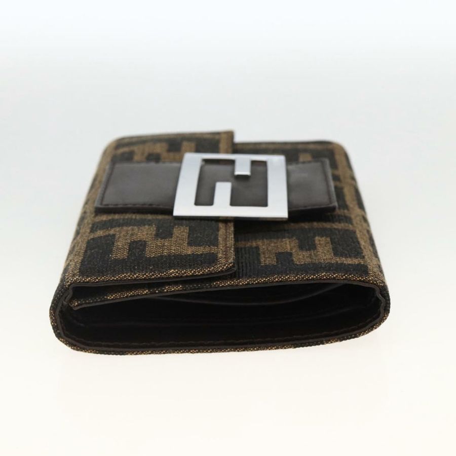 【日本直送】FENDI Zucca 帆布皮夾黑棕色正品 ki6616V-2