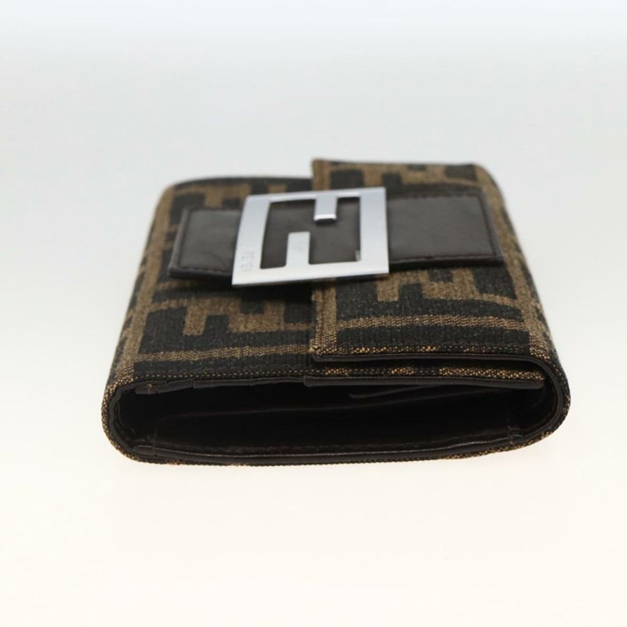 【日本直送】FENDI Zucca 帆布皮夾黑棕色正品 ki6616V-3