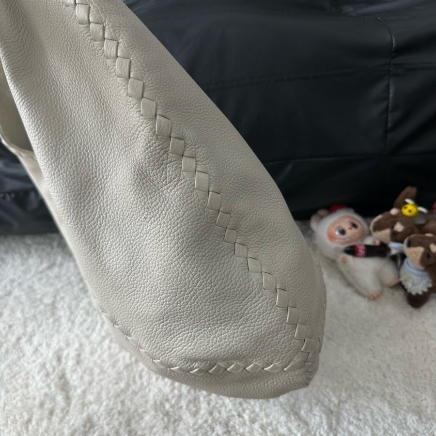 Bottega Veneta 葆蝶家白色和尚 單肩包-4