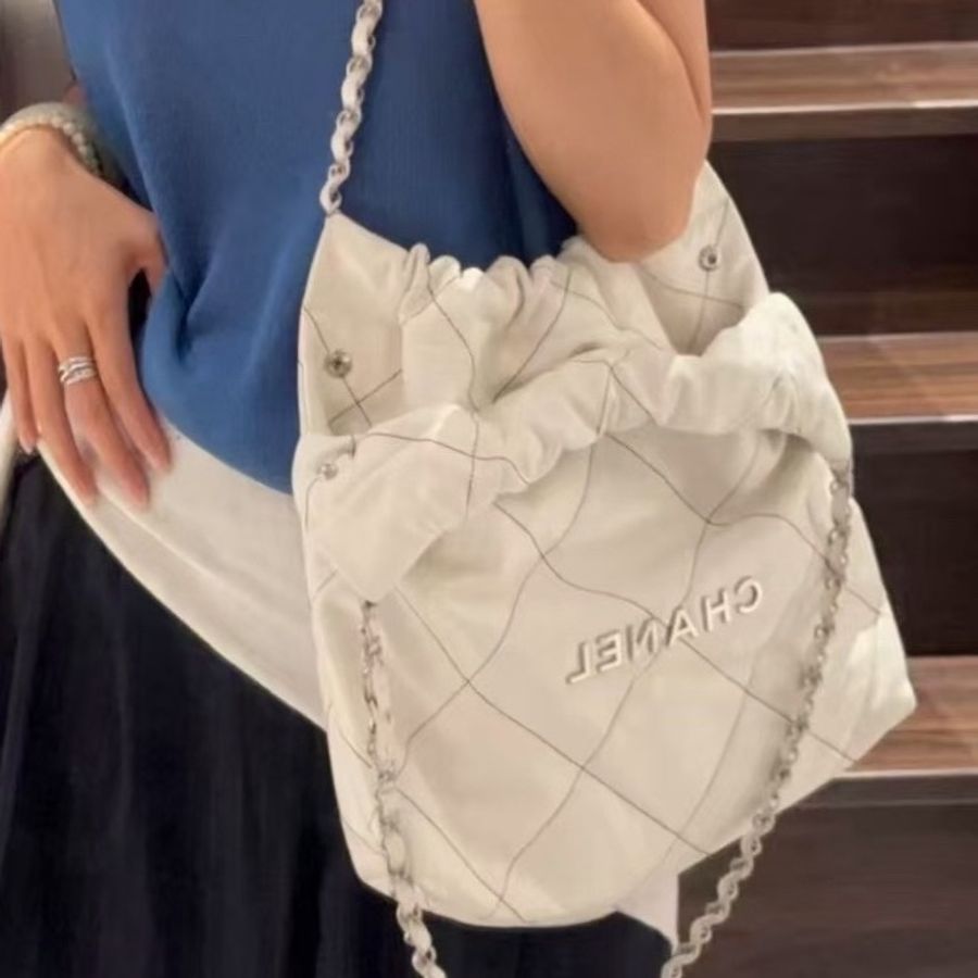 全新全配🤍✨#香奈兒 #23c白銀22bag中號 #有購證 #晶片版 #絕版清冷白銀22bag-0