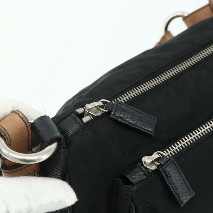 【日本直送】PRADA 單肩包 尼龍皮革 黑色 銀色 正品 mr2443A-17