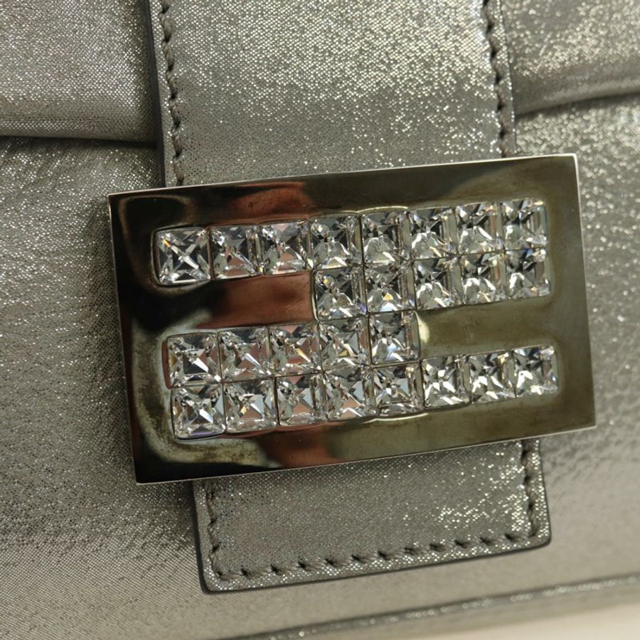 【日本直送】FENDI 鑲鑽 Mamma Baguette 單肩包 皮革 銀色 正品 yk20386SM-18