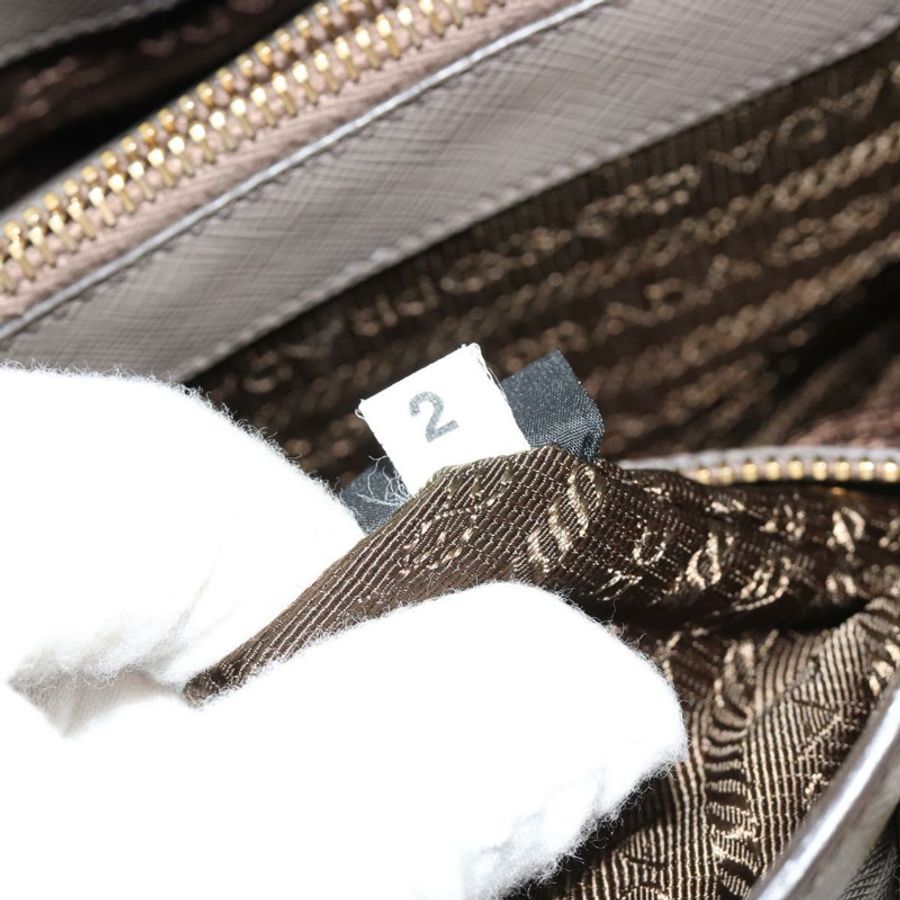【日本直送】PRADA Galleria 手提包 Safiano 皮革 灰色 金色 正品 yk20395A-11