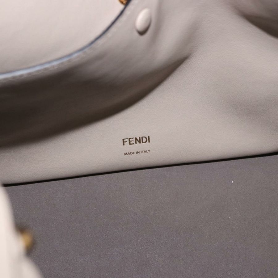 【日本直送】FENDI 翻蓋手提包 皮革 三用 海軍藍 金色 正品 bs35380A-22
