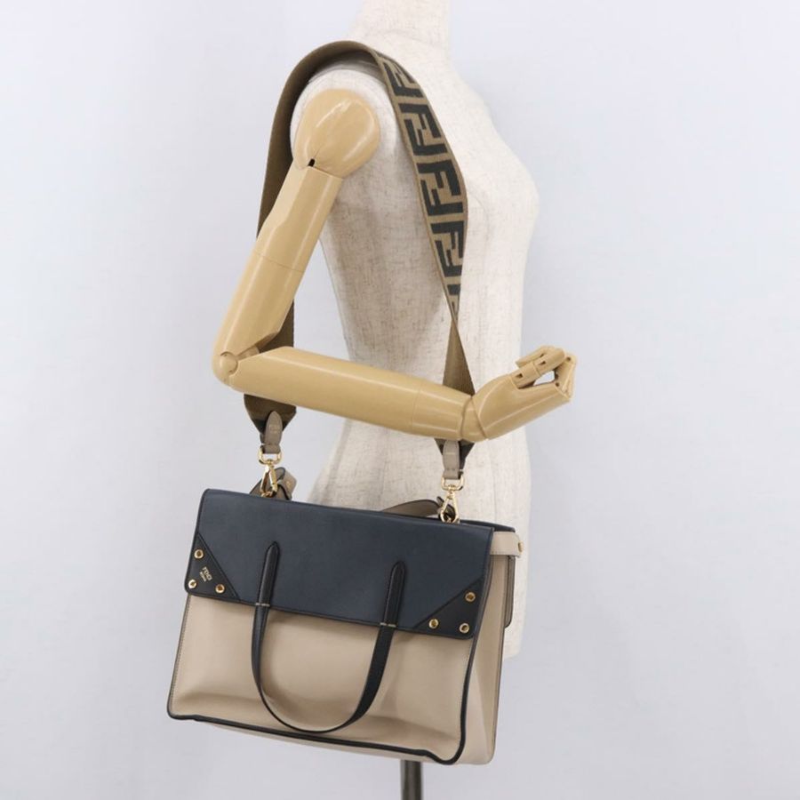 【日本直送】FENDI 翻蓋手提包 皮革 三用 海軍藍 金色 正品 bs35380A-26