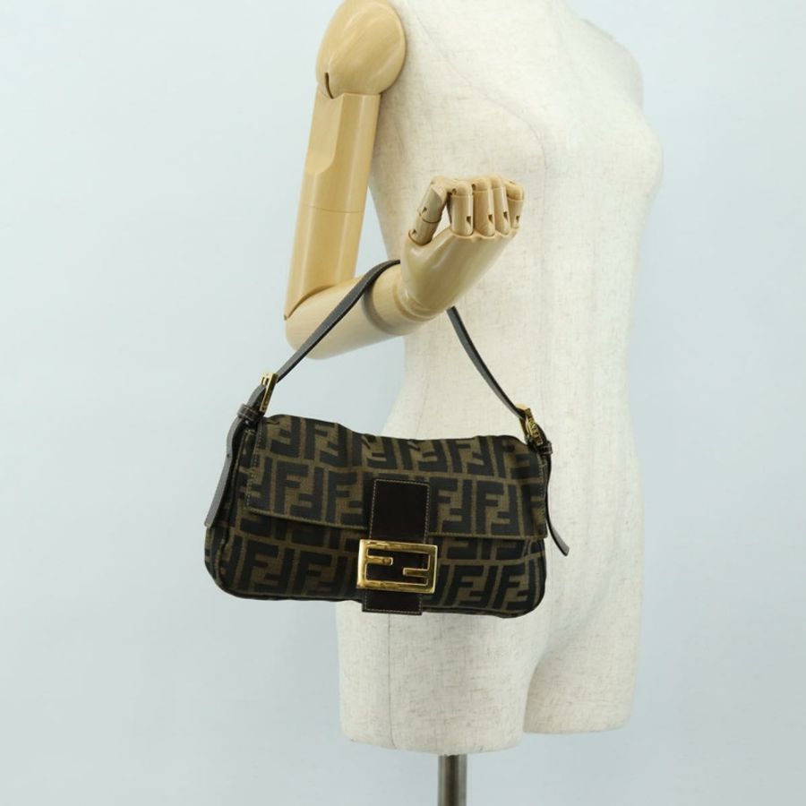 【日本直送】FENDI Zucca帆布Mamma Baguette單肩包 黑色棕色 正品 yk20463SM-27