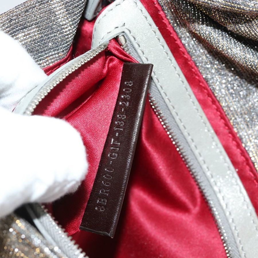 【日本直送】FENDI Zucca 帆布鑲鑽 Mamma Baguette 單肩包 銀色 正品 yk20474SM-10