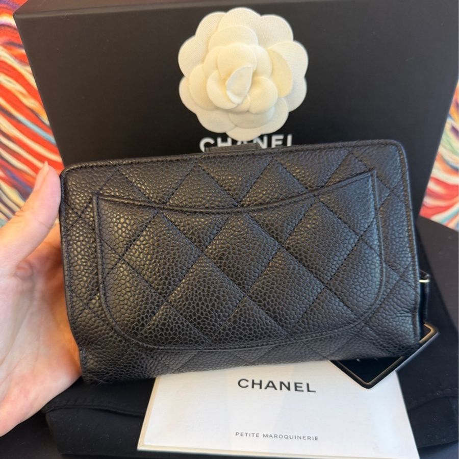 Chanel香奈兒黑金荔枝皮短款錢包,22開,經典菱格紋,金色logo-2