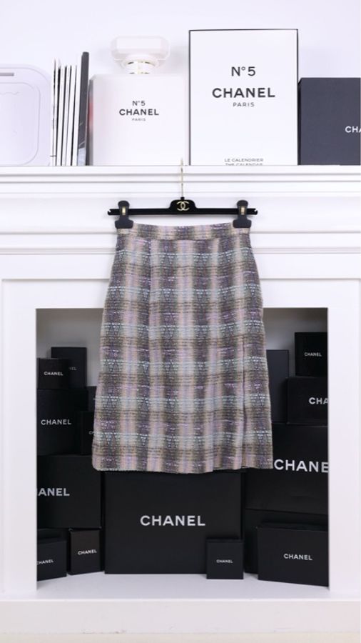 Chanel 98年棕彩色格纹上衣半裙套装-1